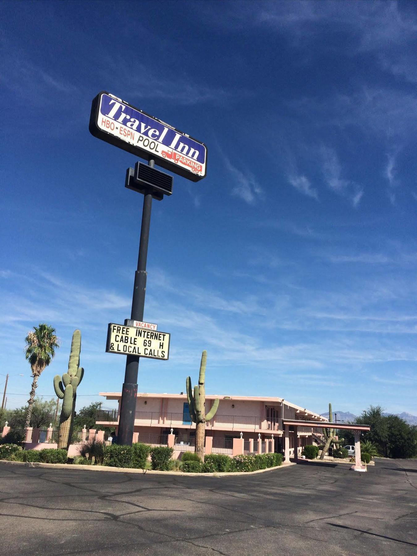 Travel Inn Tucson Extérieur photo