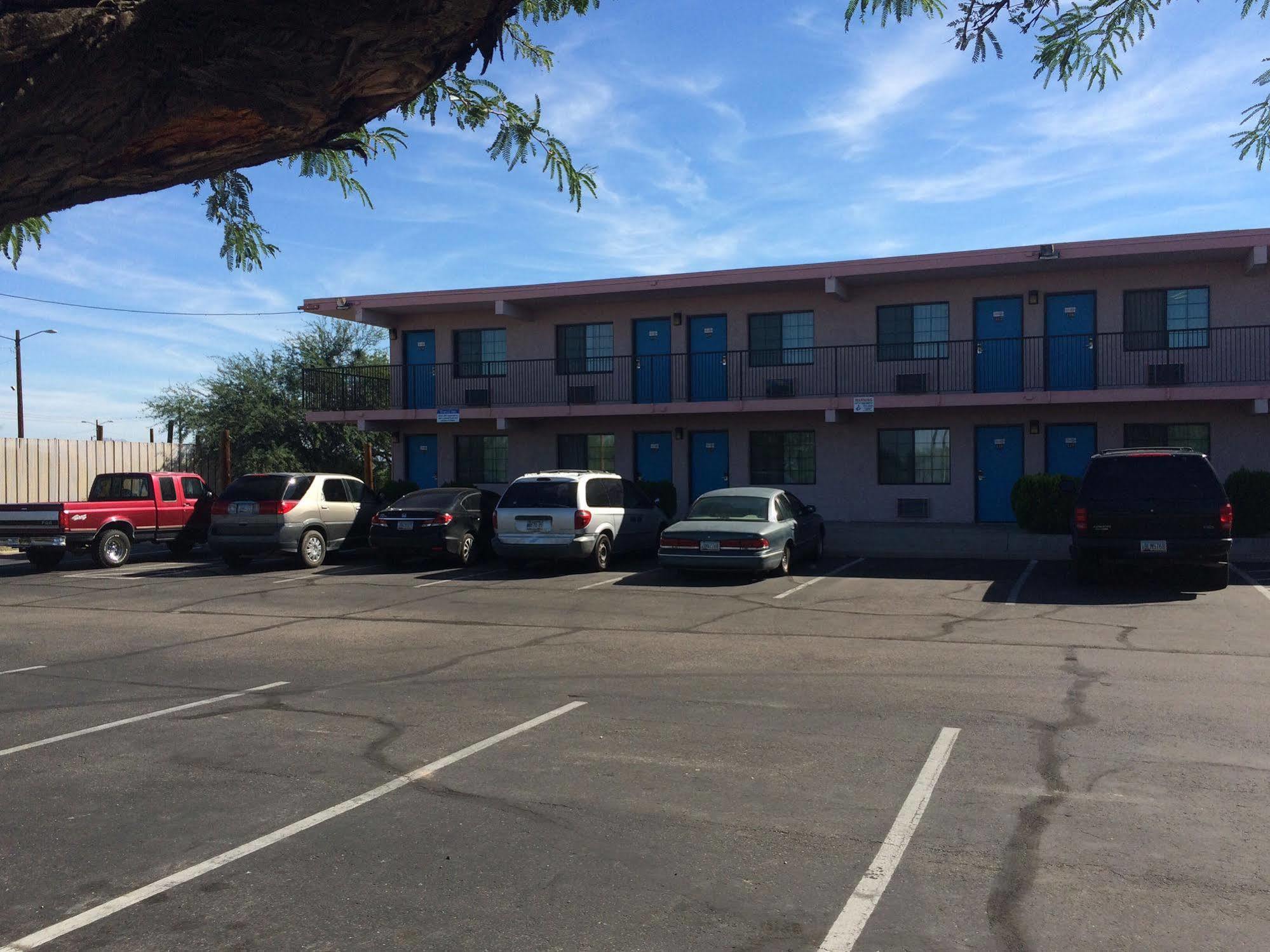 Travel Inn Tucson Extérieur photo
