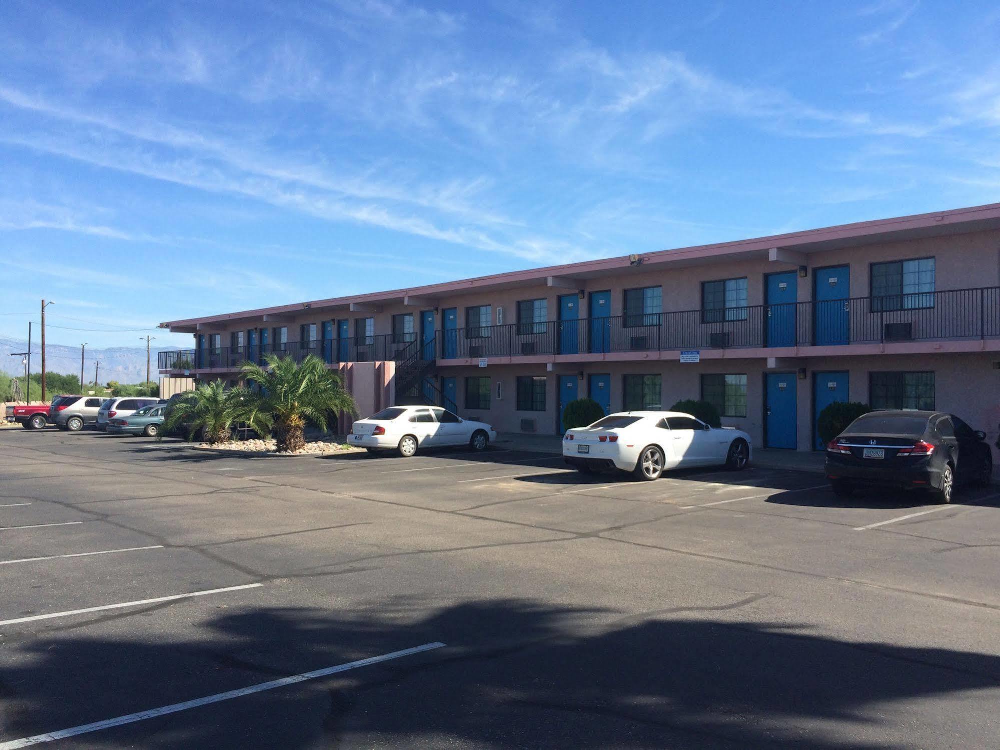 Travel Inn Tucson Extérieur photo